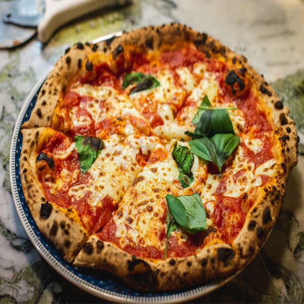 Napolitana Pizza